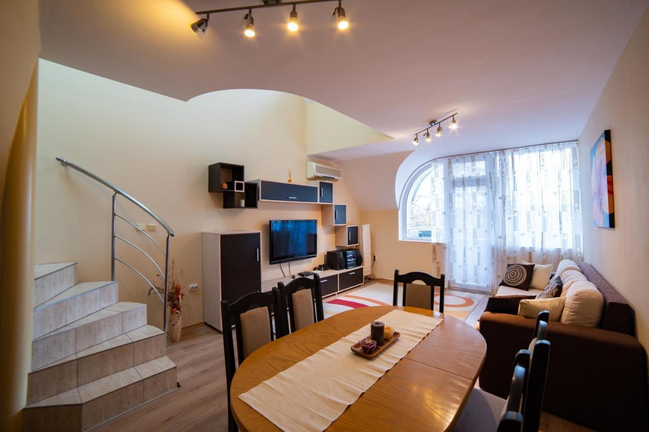 Maisonette Picadilly Варна Екстер'єр фото